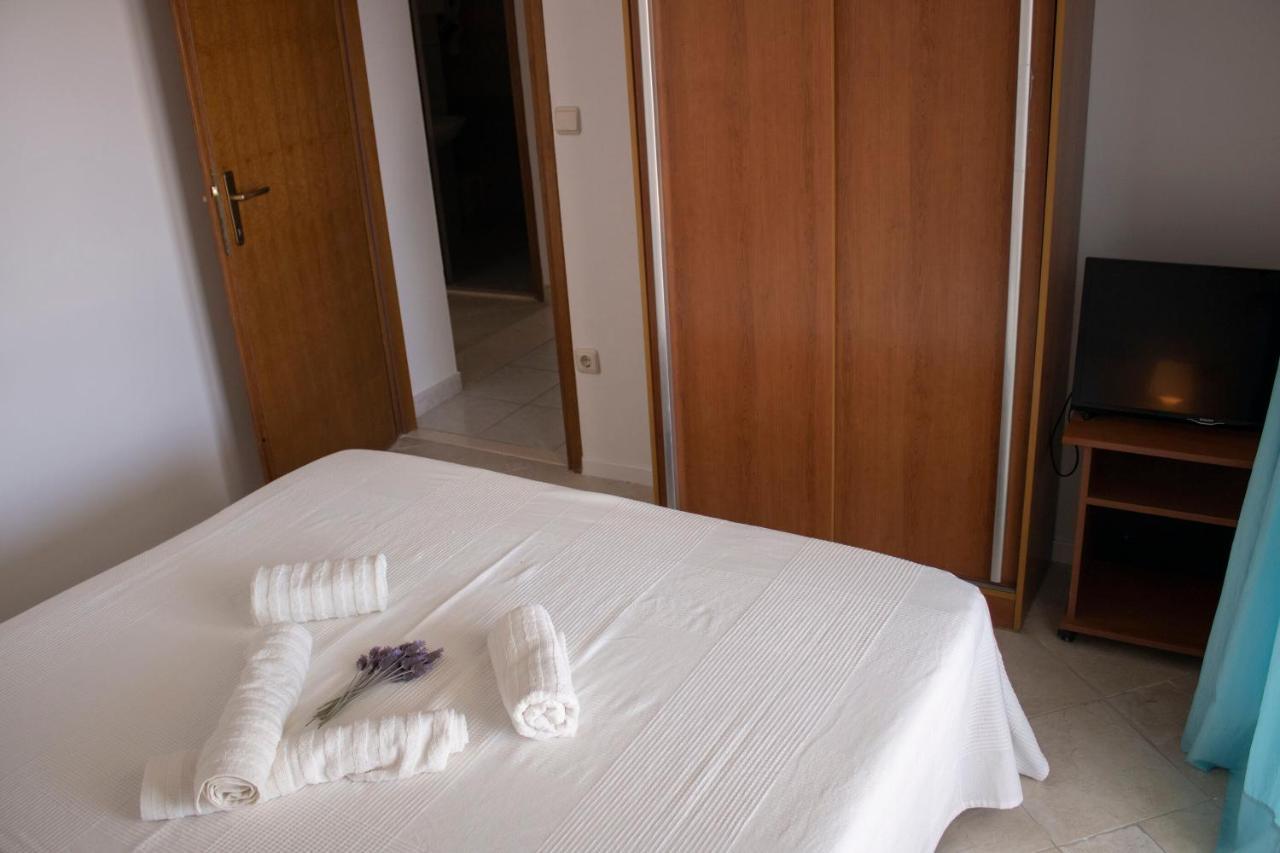 Apartments And Rooms Nikola Omis Exterior photo