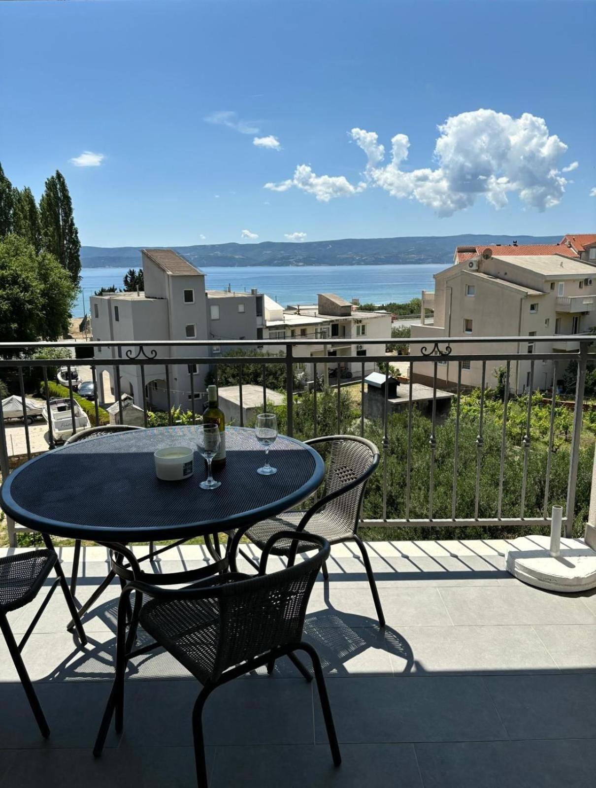 Apartments And Rooms Nikola Omis Exterior photo
