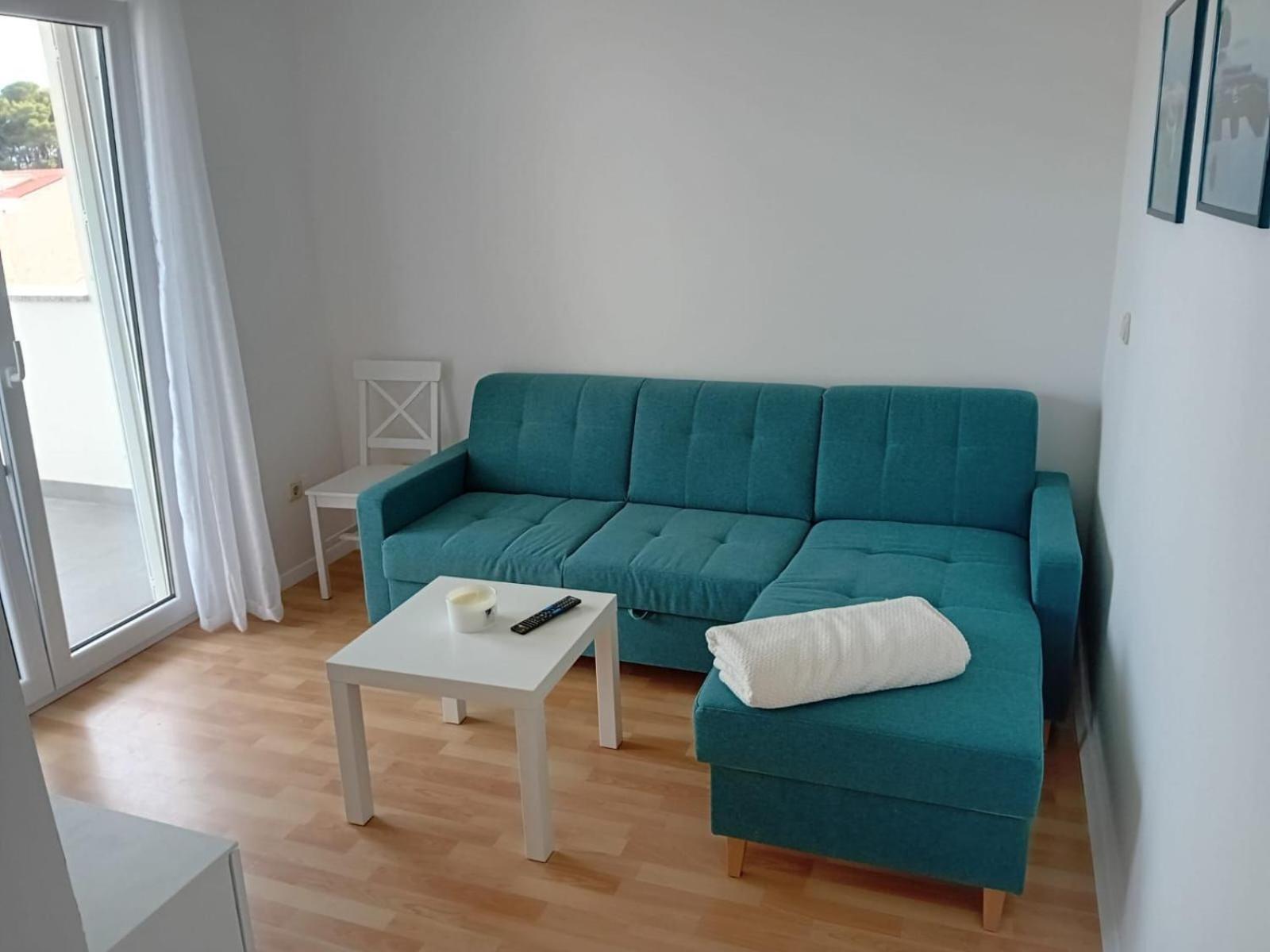 Apartments And Rooms Nikola Omis Exterior photo